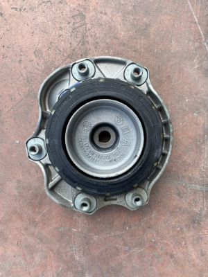 6889451 BMW X1 U11 AMORTİSÖR TAKOZU | MOTOLAND
