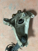 689018082 BMW X1 U11 SAĞ ÖN TAŞIYICI VE AMORTİSÖR | MOTOLAND