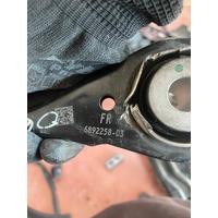 6892258-03 BMW İX SALINCAK | MOTOLAND