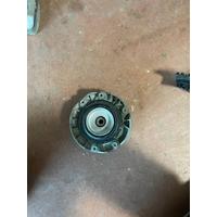 689261702 BMW 1 SERİSİ F40 2 SERİSİ F44 AMORTİSÖR TAKOZU