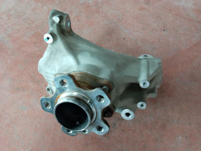 6893259 BMW 4 SERİSİ G26 SOL ÖN TAŞIYICI | MOTOLAND