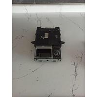 6976376 / 51456976376 BMW 5 SERİSİ ÇAKMAKLIK