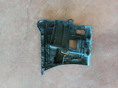 7 285 562 BMW 4 F32 ARKA TAMPON MONTAJ BRAKETİ
