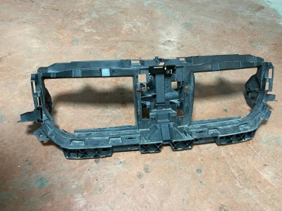 7011116 BMW X1 U11 2022-2025 ÖN PANEL MASKE IZGARA ÇERÇEVESİ | MOTOLAND