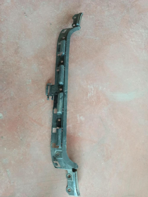 7058521 BMW 1 SERİSİ ARKA TAMPON MONTAJ BRAKETİ