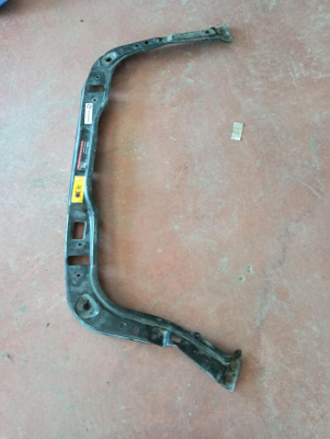 7147911 MINI COOPER R56 RADYATÖR DESTEĞİ PARÇASI 4D