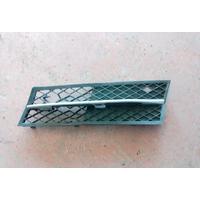 7200699 / 51117200699 BMW 5 SERİSİ F10 F18 TAMPON IZGARASI 4G9