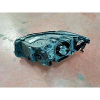 7203246 / 7203246-12 BMW 5 SERİSİ F10 SAĞ FAR | MOTOLAND