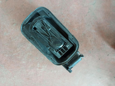 7238829 BMW 3 F30 XDRIVE YAKIT KAPAĞI
