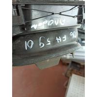 7238829 BMW 3 F30 XDRIVE YAKIT KAPAĞI
