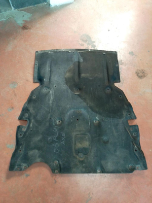 7241814 BMW F20 F30 MOTOR ALT MUHAFAZA 4C23 | MOTOLAND