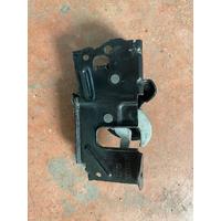 7242549 BMW 2 SERİSİ F20 F22 3 SERİSİ F30 F32 SAĞ KAPUT KİLİDİ | MOTOLAND