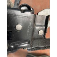 7242549 BMW 2 SERİSİ F20 F22 3 SERİSİ F30 F32 SAĞ KAPUT KİLİDİ | MOTOLAND