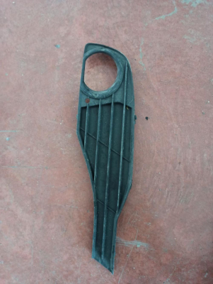 7255365 BMW 3 SERİSİ ÖN TAMPON SİS SAĞ IZGARASI