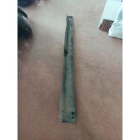 7256912 BMW 3 SERİSİ F30 MARŞPİYEL KAPLAMASI