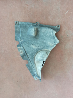7260742 / 51717260742 BMW 4 SERİSİ ARKA ÇAMURLUK PARÇASI 4C17