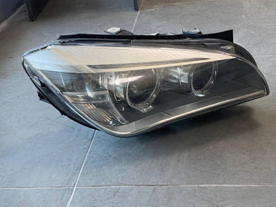 7290262-06 BMW X1 E84 SAĞ ÖN FAR | MOTOLAND