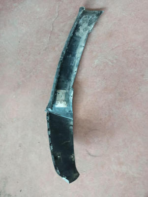 7294481 BMW X5 ÖN TAMPON ALT KISIM SPOİLER