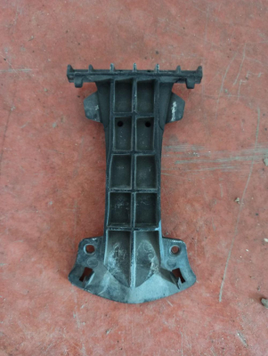 7296331 BMW 3 SERİSİ F30-31 ÖN TAMPON MONTAJ PARÇASI