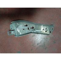 7301585 BMW 2 SERİSİ F46 ÖN PANEL DEMİRİ | MOTOLAND 4İ24