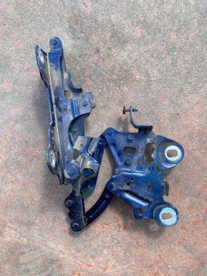 732944113 BMW X1 F48 KAPUT SOL MENTEŞESİ | MOTOLAND