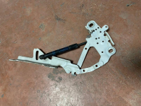 7336699 BMW 1 SERİSİ F20 SOL KAPUT MENTEŞESİ | MOTOLAND