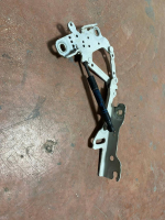 7336699 BMW 1 SERİSİ F20 SOL KAPUT MENTEŞESİ | MOTOLAND