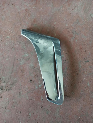7347377 / 51137347377 BMW 7 SERİSİ G11-12 ÇAMURLUK NİKELAJI 4G9