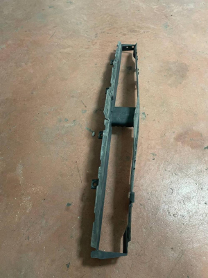 7359838 BMW 5 SERİSİ G30 PANEL HAVA KANALI | MOTOLAND