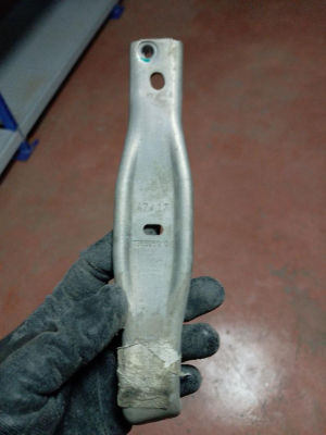 7365269 BMW 2 SERİSİ F45 ÖN TAMPON ÇUBUĞU | MOTOLAND 4İ24