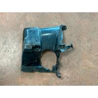 7386362  BMW 3 SERİSİ F30 F31 2013-2015 SAĞ SİS FAR BRAKETİ