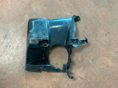 7386362  BMW 3 SERİSİ F30 F31 2013-2015 SAĞ SİS FAR BRAKETİ