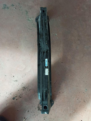 7386504 BMW 5 SERİSİ ARKA TAMPON TAKVİYESİ