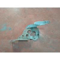 7419402 BMW 3 SERİSİ G20 ÖN SAĞ ÇAMURLUK BRAKETİ 4D23 | MOTOLAND