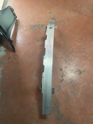 7422219 BMW 3 SERİSİ G20 ÖN TAMPON DEMİRİ | MOTOLAND