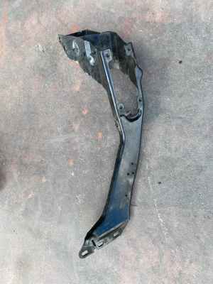 7426633-05 BMW X1 F48 ÖN SOL FAR MONTAJ BRAKETİ | MOTOLAND