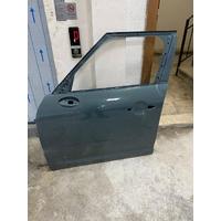 7438556 MİNİ COOPER COUNTRYMAN F60 SOL ÖN KAPI | MOTOLAND