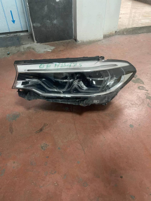 743920901 / 7439209 BMW 5 SERİSİ G30 SOL FAR | MOTOLAND