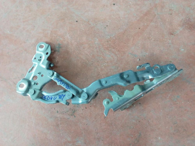 7450589 BMW 4 SERİSİ G26 KAPUT MENTEŞESİ | MOTOLAND