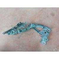 7450590 BMW 4 SERİSİ G26 KAPUT MENTEŞESİ | MOTOLAND