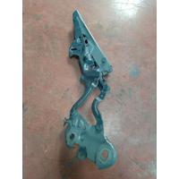7450923 BMW 1 SERİSİ F40 KAPUT MENTEŞESİ | MOTOLAND