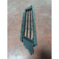 7460138 BMW 2 SERİSİ F46 ÖN TAMPON IZGARASI | MOTOLAND 4H1