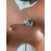 7468349 BMW F40-F44-G20-G21 KAPUT KİLİDİ | MOTOLAND
