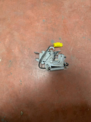 746835011 / 7468350 BMW 3 SERİSİ G20 KAPUT KİLİDİ | MOTOLAND