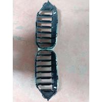 7476257 / 7476258 BMW 2 SERİSİ ÖN IZGARA | MOTOLAND 4H1