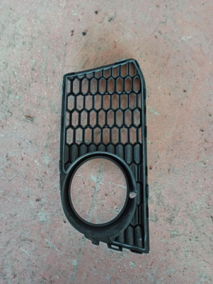 7906197 / 51117906197 BMW 5 SERİSİ F10 TAMPON SİS ÇERÇEVE / 4G9