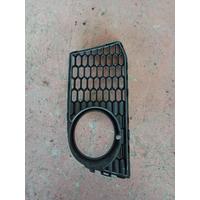 7906197 / 51117906197 BMW 5 SERİSİ F10 TAMPON SİS ÇERÇEVE / 4G9