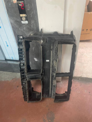 806130903 / 8061309 BMW X1 SERİSİ F48 HAVA KANALI | MOTOLAND