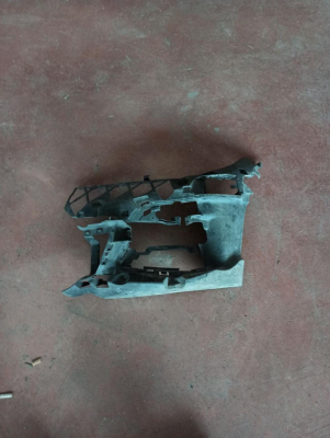 8069347 / 51118069347 BMW 3 SERİSİ SOL TAMPON DESTEĞİ