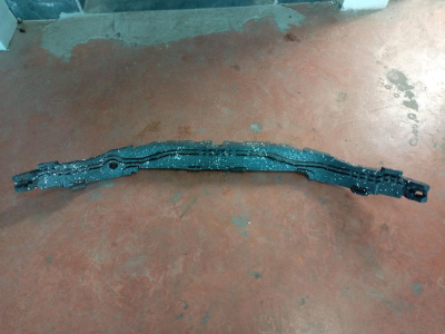 8070942 BMW 1 SERİSİ F40 TAMPON KÖPÜĞÜ 4D22 | MOTOLAND